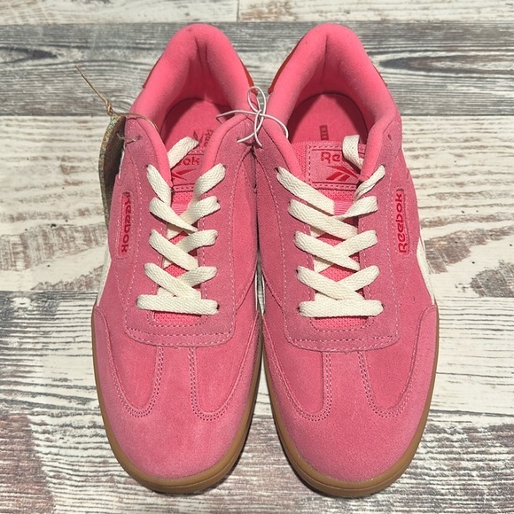 Reebok Shoes - Reebok Forte Lounge women’s Pink and Red Sneakers SZ WNS 8